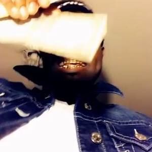 Meet your Posher, Alphonso